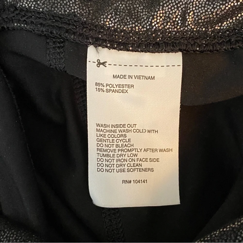 DSG Black Sliver Metallic Side Pocket Leggings
